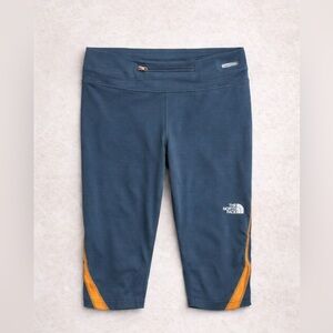 The North Face Women's Vapor-Wick Capri Tights, sz M